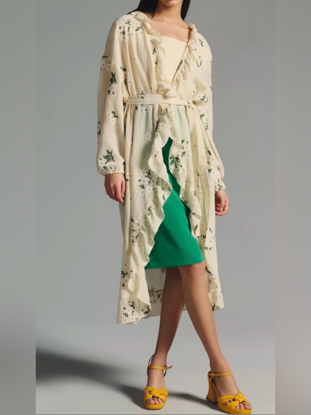 Gorgeous Anthropologie Cream Floral High-Low Duster with embroidery